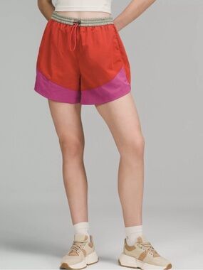Lululemon Evergreen Short